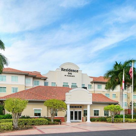 Residence Inn By Marriott Fort Myers At I-75 And Gulf Coast Town Center Estero Exterior photo