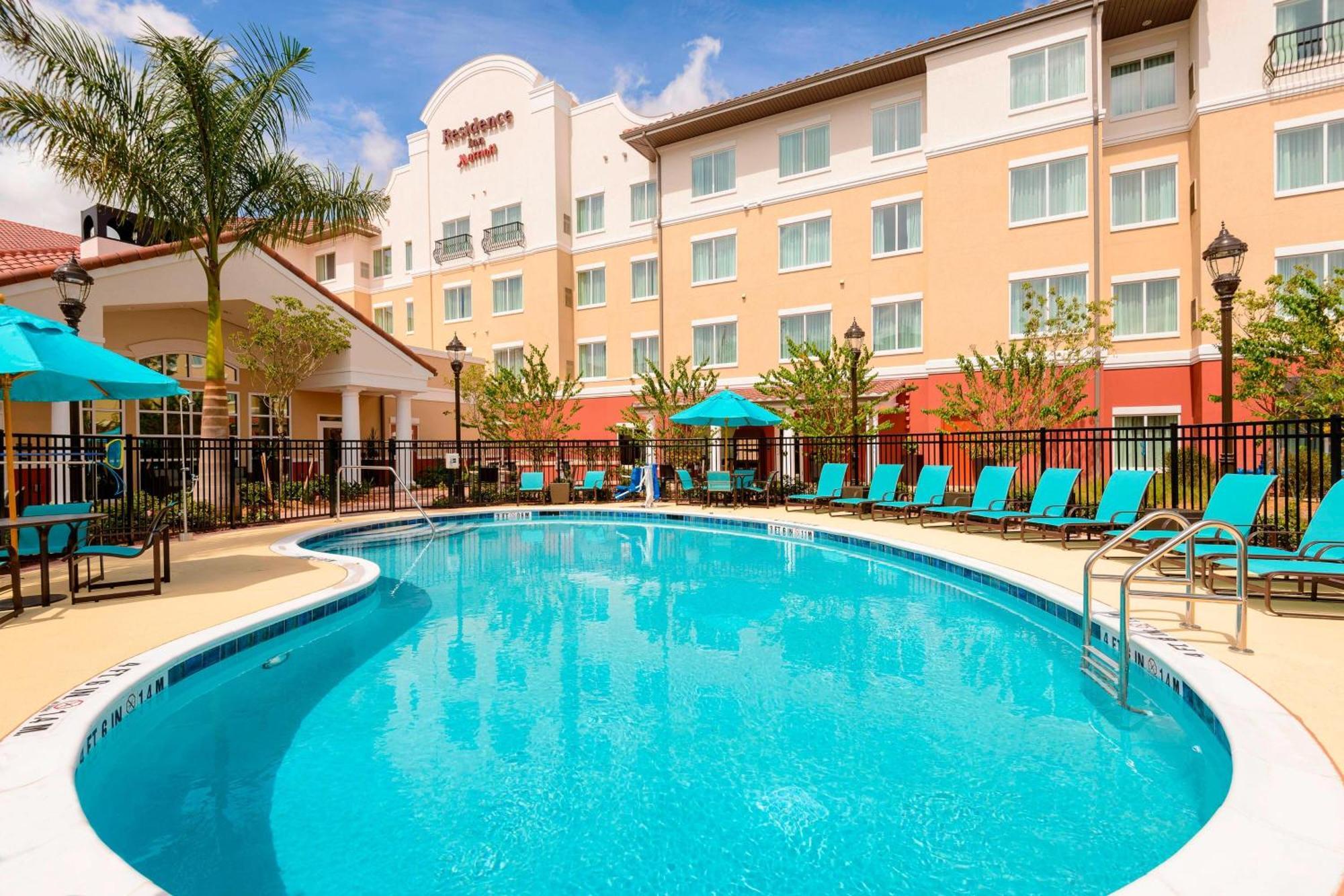 Residence Inn By Marriott Fort Myers At I-75 And Gulf Coast Town Center Estero Exterior photo